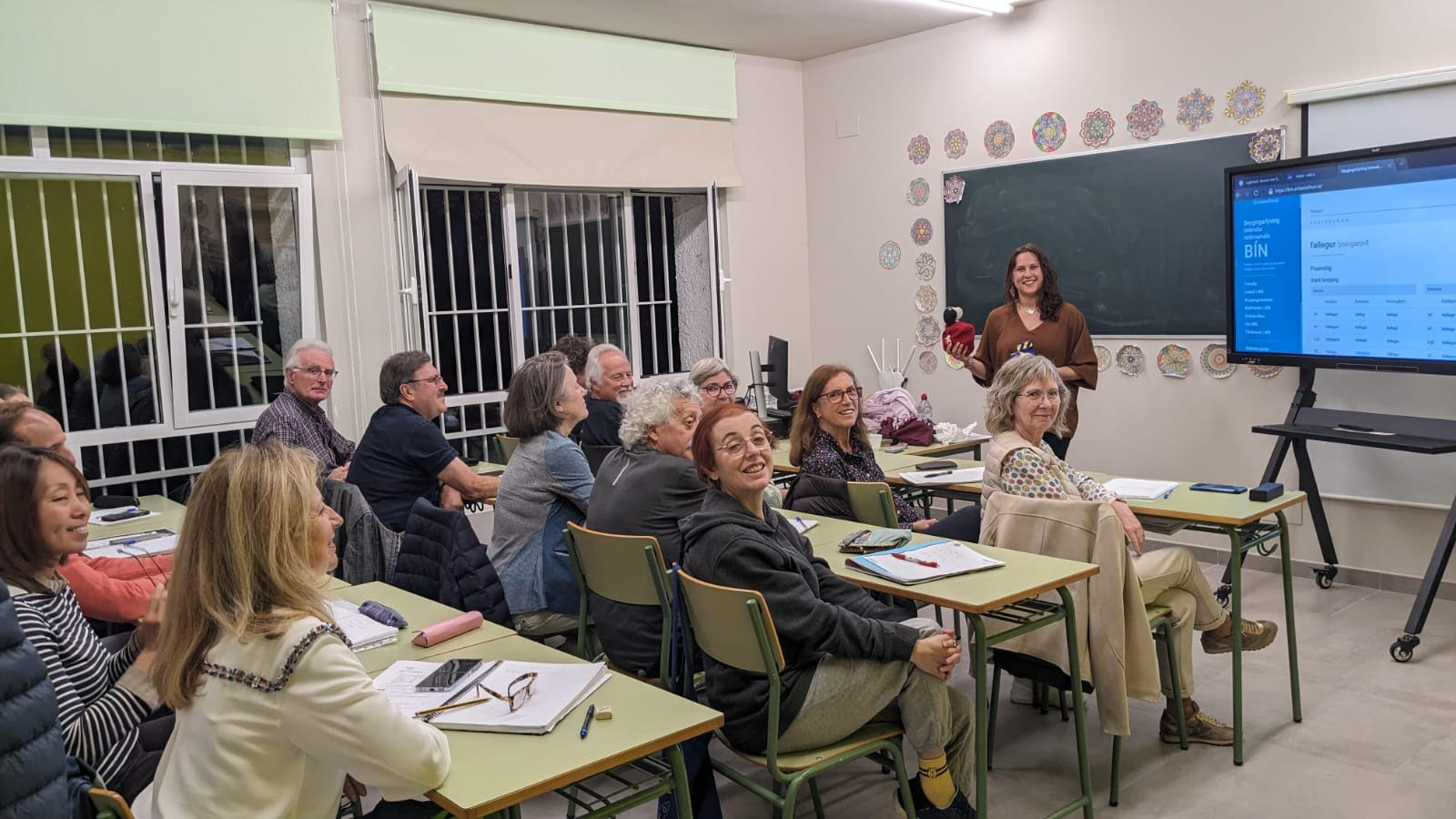 Marielle, una “profe islandesa” en el Centro de Adultos Jacetania